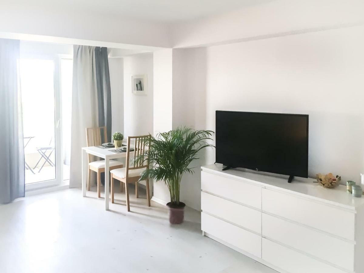 Airport Residence - Across From Otopeni Airport Zewnętrze zdjęcie