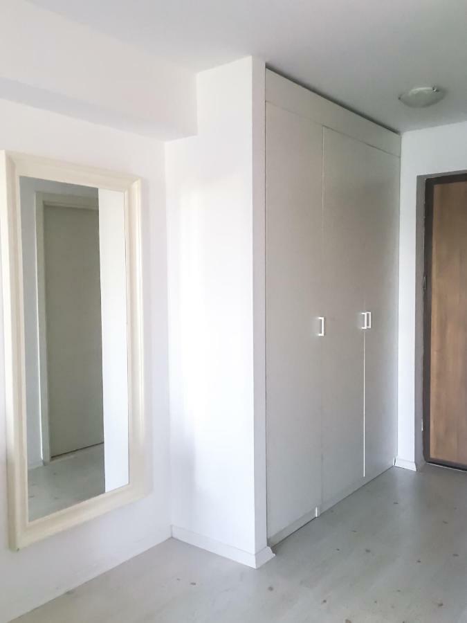 Airport Residence - Across From Otopeni Airport Zewnętrze zdjęcie